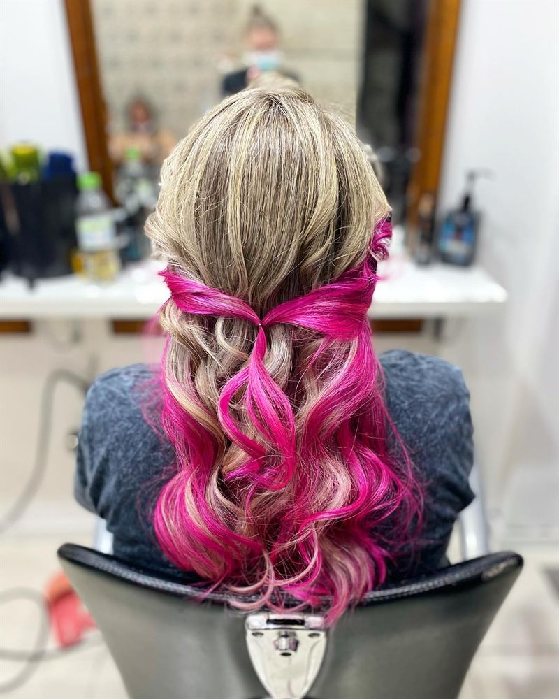 Mechas em cor fantasia rosa